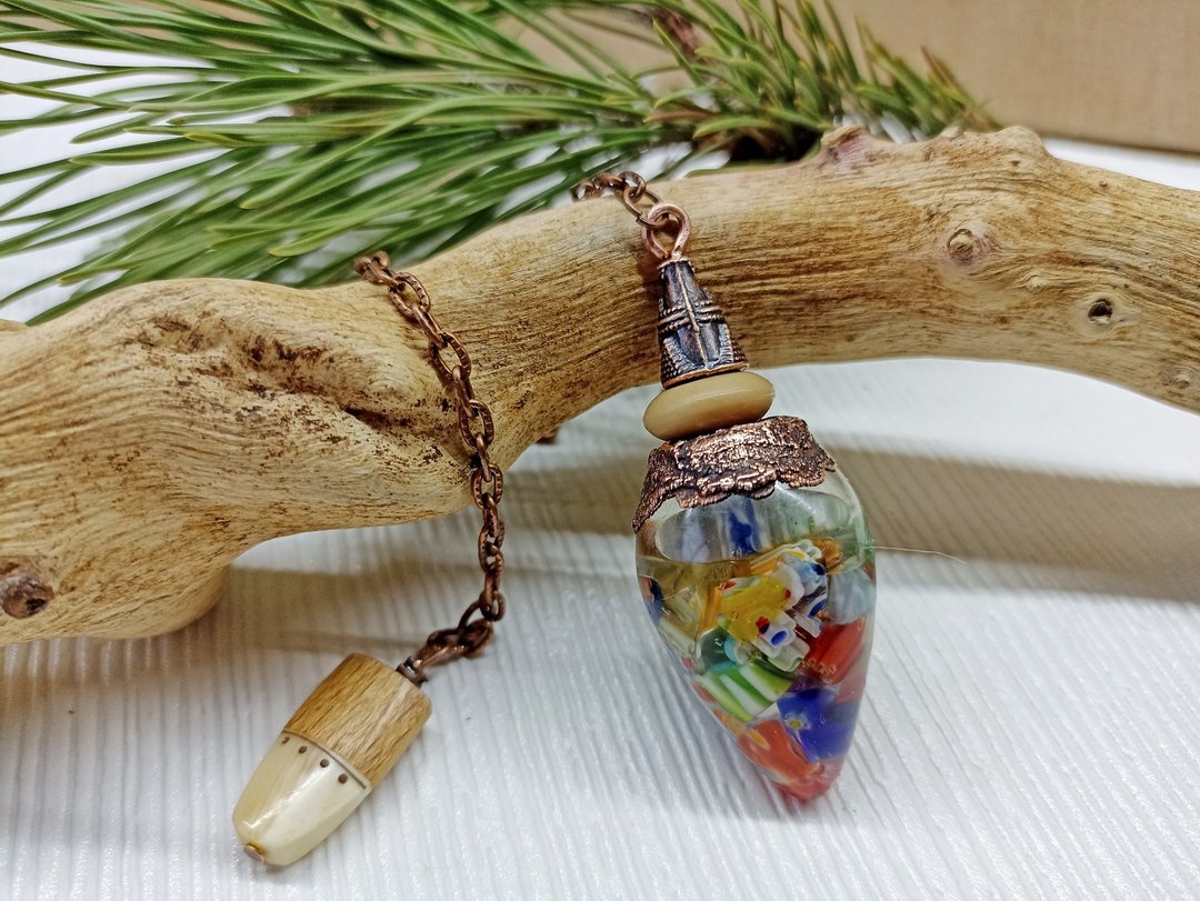Murano glass pendulum necklace / Protection necklace / Rainbow necklace - 项链 - 其他材质 多色