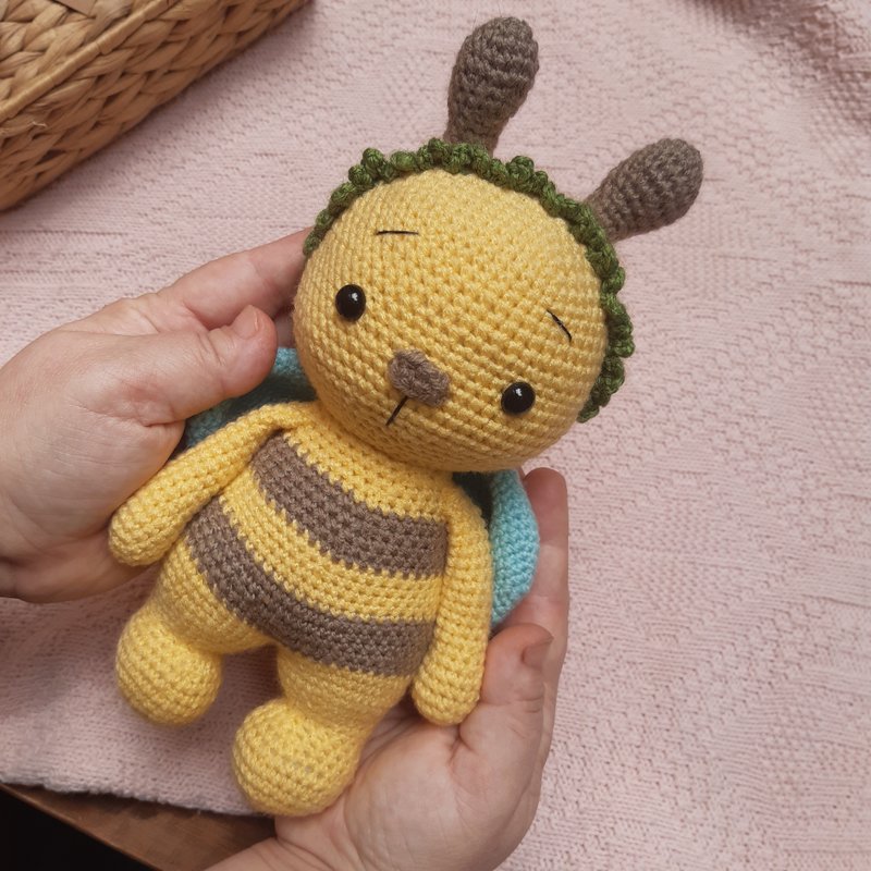 手工钩针蜜蜂毛绒玩具蜜蜂玩具毛绒玩具动物玩具 Amigurumi 蜜蜂 - 玩具/玩偶 - 其他材质 黄色