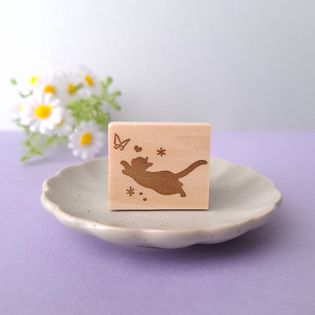 猫咪追蝶 橡皮擦印章 - 印章/印台 - 橡胶 透明
