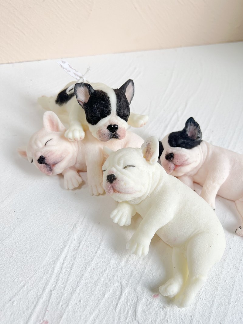 熟睡中的法国斗牛犬香薰蜡烛 - 蜡烛/烛台 - 蜡 白色