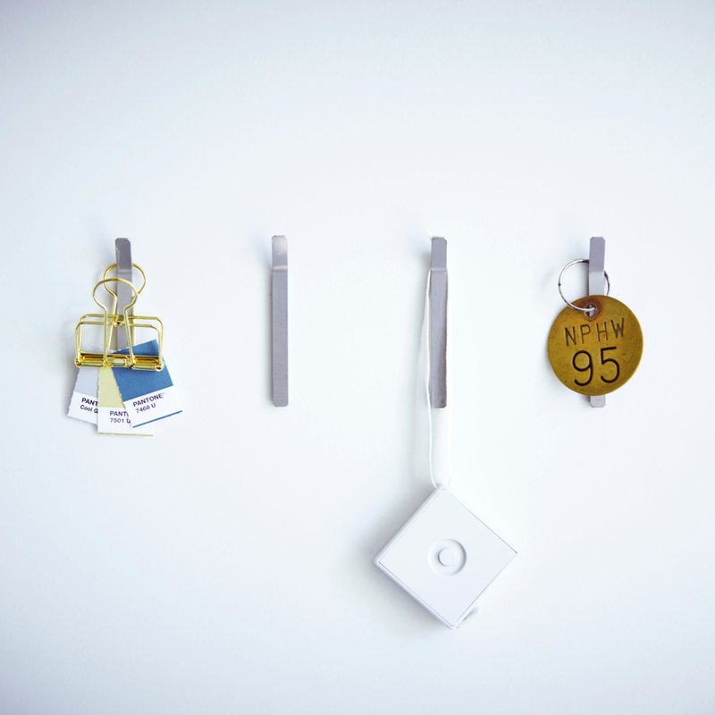 【SOGU】LINE HOOK 磁铁挂钩 使空间变得时尚 讲究设计风格 - 衣架/挂勾 - 其他金属 银色