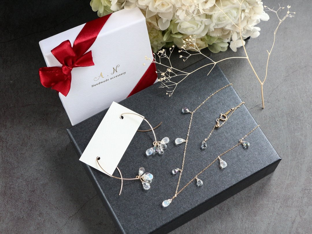 14kgf-chilly tears pierced earrings & short necklace (ajustable chain) - 耳环/耳夹 - 其他金属 灰色