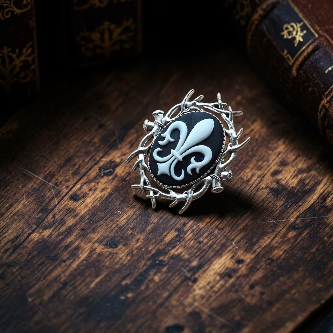 Cameo Brooch #m12 贝壳胸针 鸢尾花 百合 徽饰 - 胸针 - 塑料 黑色