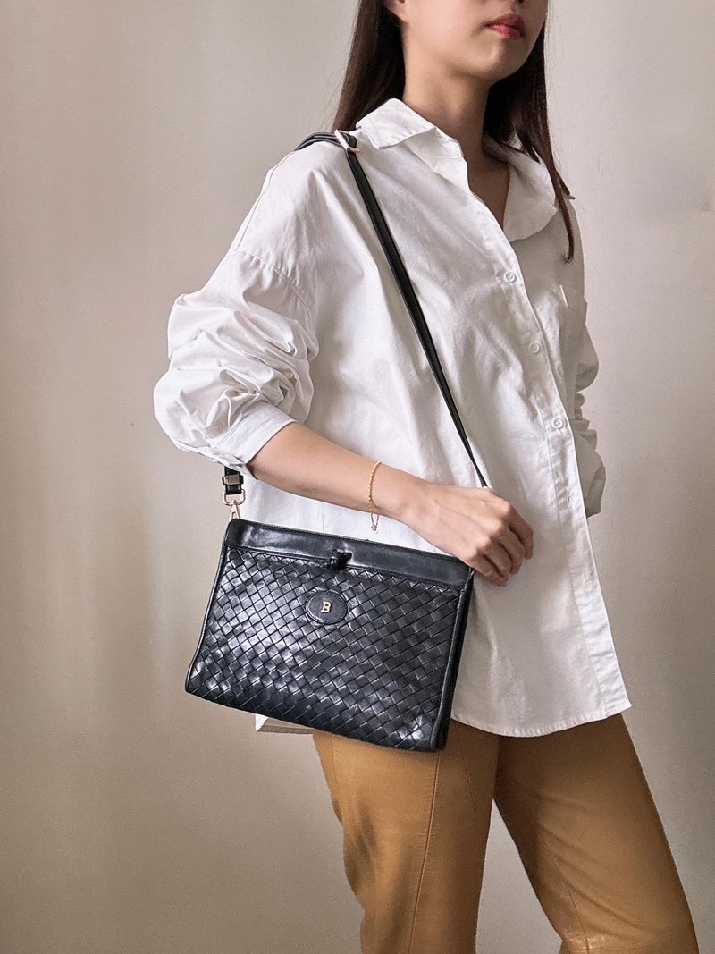 中古正品 Bally 羊革编织手拎包 斜背包 腋下包 晚宴包 复古 - 侧背包/斜挎包 - 真皮 黑色