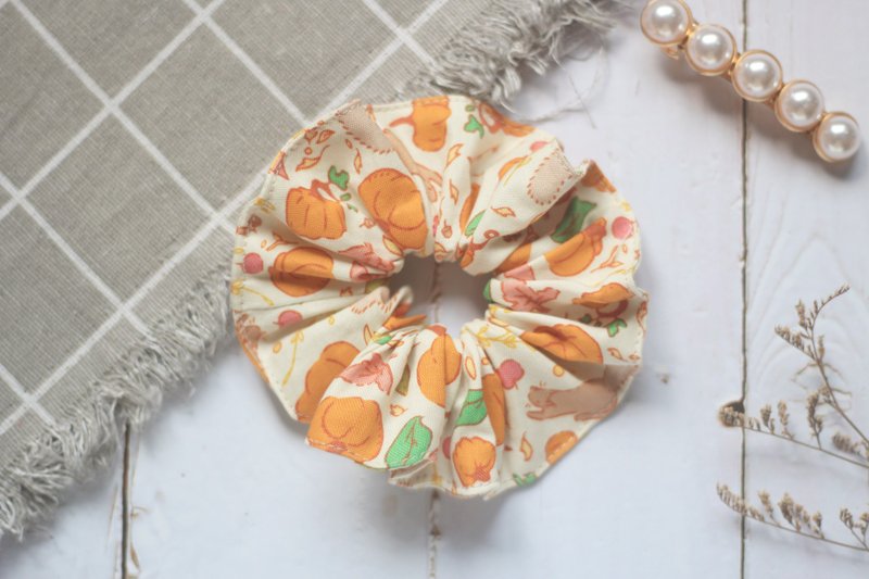 手作发饰。大肠圈。松鼠与南瓜 - 发饰 - 棉．麻 橘色