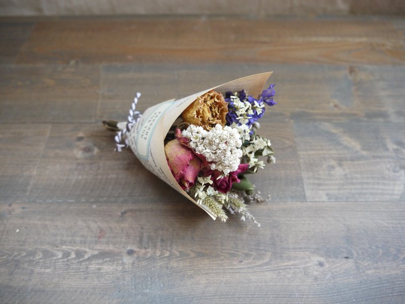 【复古浪漫】毕业花束/祝贺花束/婚礼小物/生日花束/情人花束│干燥花小花束 No.4 - 植栽/盆栽 - 植物．花 咖啡色