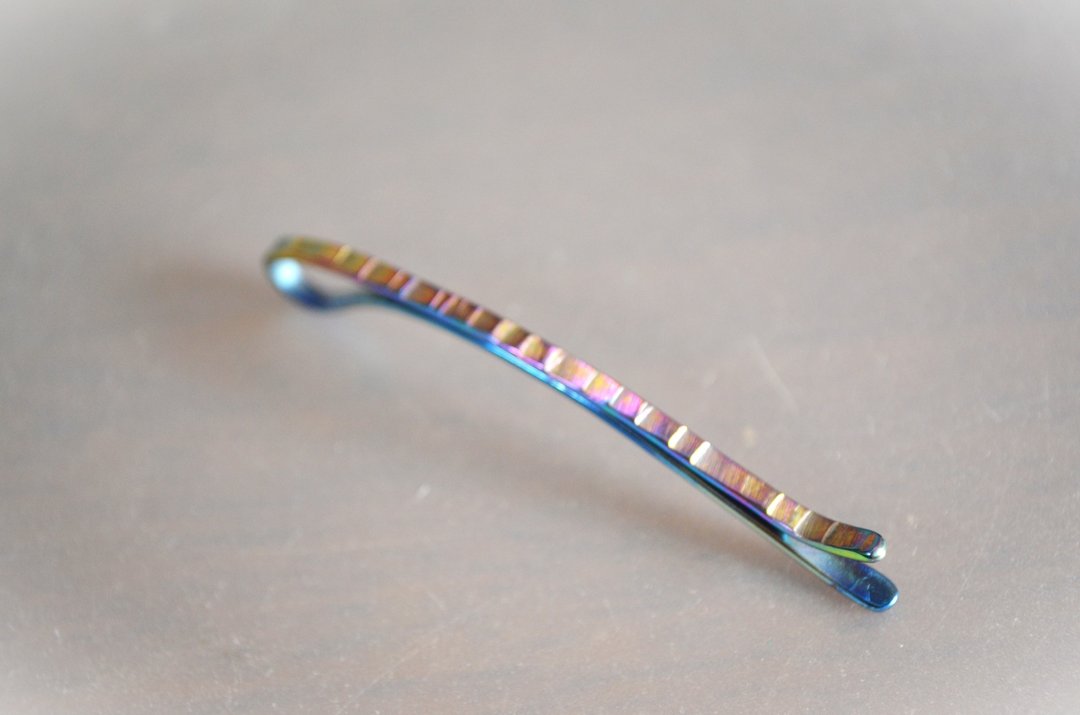 Titanium hairpin・纯钛发簪・锤纹・桃・订制生产 - 发饰 - 其他金属 多色