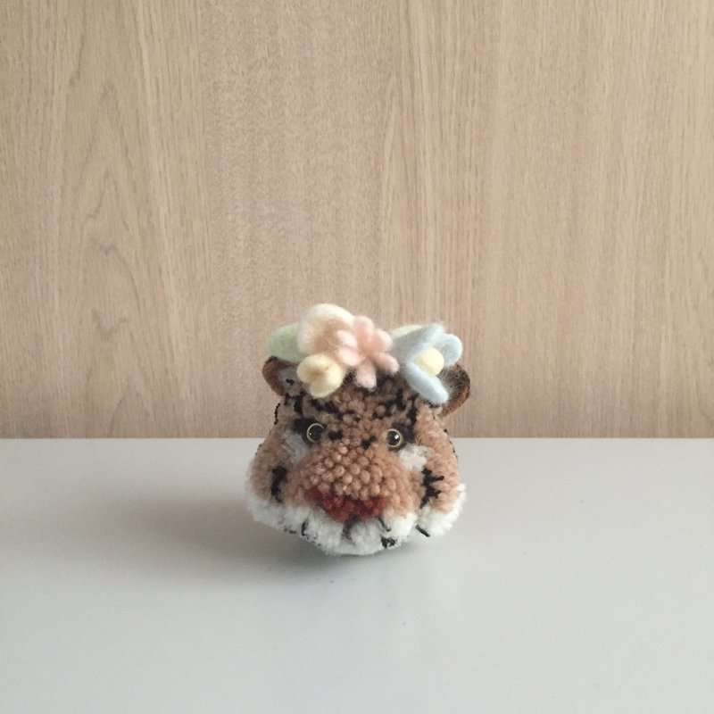 春暖花开阿虎小姐--毛线球娃娃吊饰 - 其他 - 羊毛 粉红色
