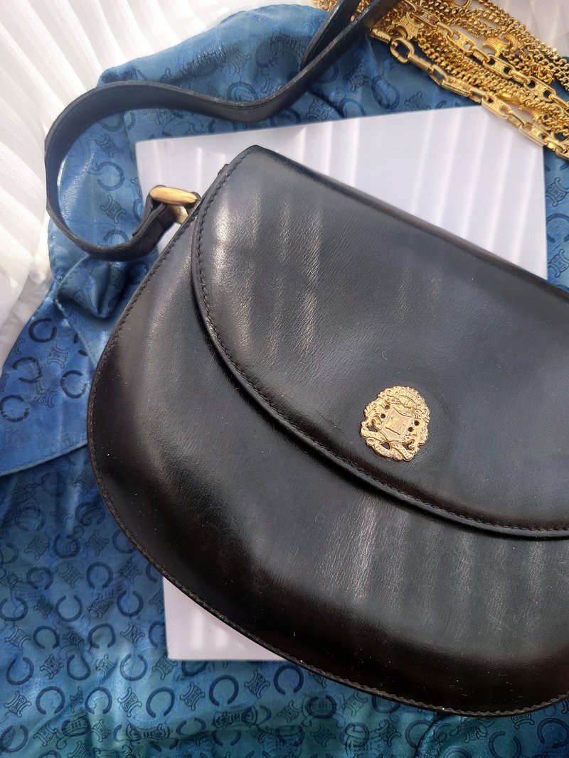 中古包 CELINE 皇家徽章 半月box单背包单肩包斜背包斜背包斜挎包 - 侧背包/斜挎包 - 真皮 黑色