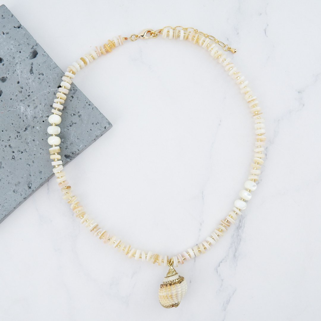 PANNE 贝壳项链 - 项链 - 贝壳 卡其色