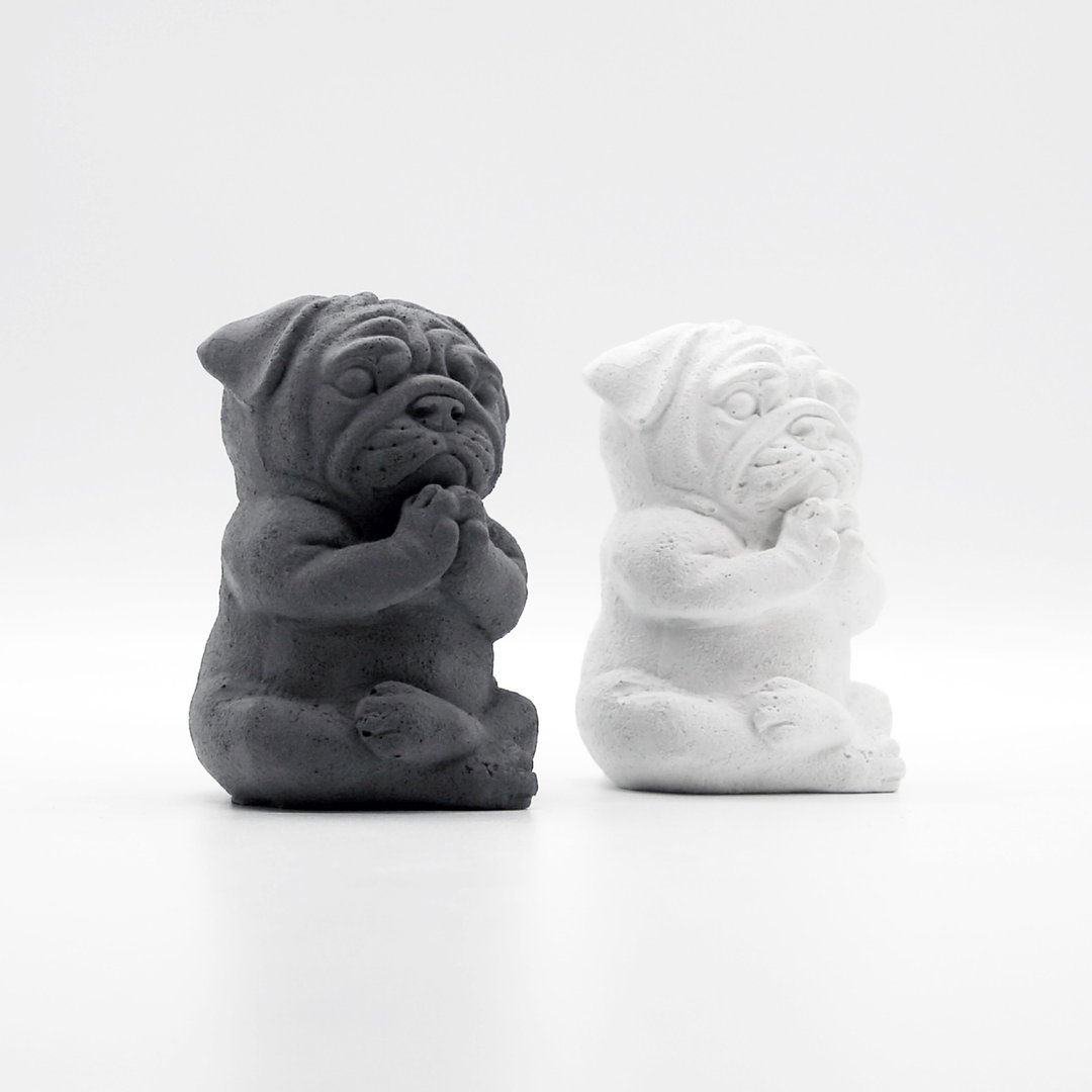 Yoga PUG I 巴哥犬扩香石 I 水泥材质 I 附5ml精油－马年开运小物 - 香薰/精油/线香 - 水泥 灰色