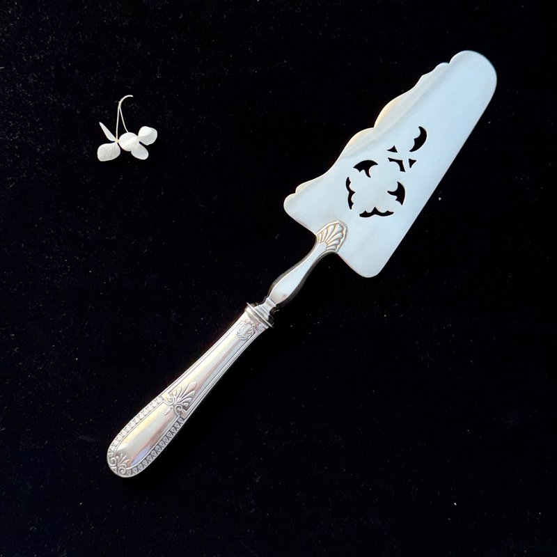 50484- 迷人法国古董镀银蛋糕铲 - 其他 - 银 