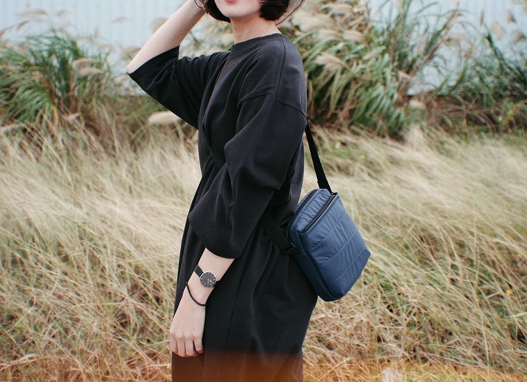 WHITEOAKFACTORY Larva crossbody flight bag - Navy blue - 侧背包/斜挎包 - 尼龙 蓝色