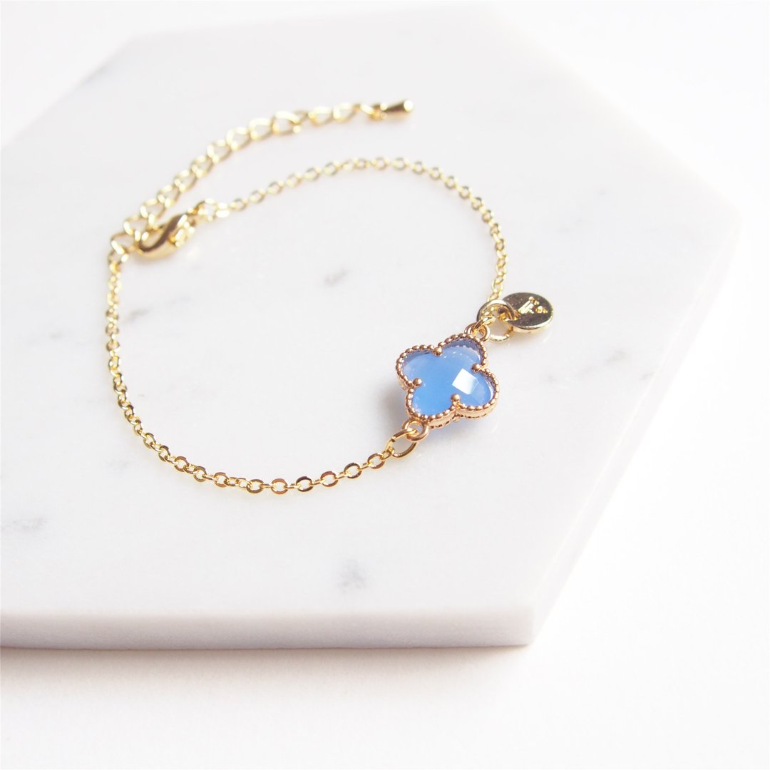四叶草・定制化・英文字母・镀金手链手链 Alphabet Bracelet - 手链/手环 - 玻璃 蓝色
