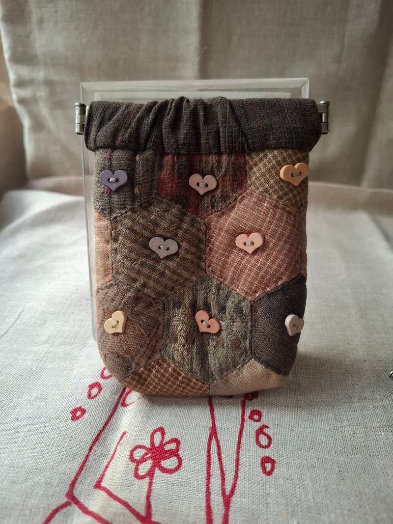 染布双面手缝小包 - 手拿包 - 棉．麻 卡其色