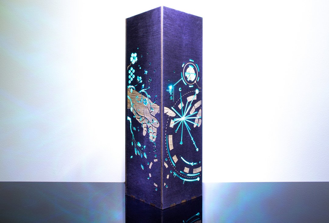 手工 AI 夜灯 - 程式设计师与科技爱好者的木质桌灯 - 灯具/灯饰 - 木头 黑色