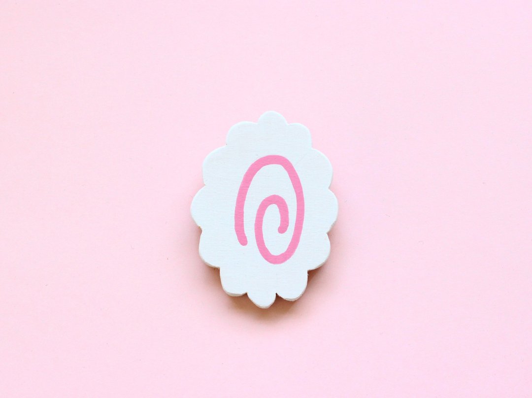 Wooden brooch to become - 胸针 - 木头 粉红色
