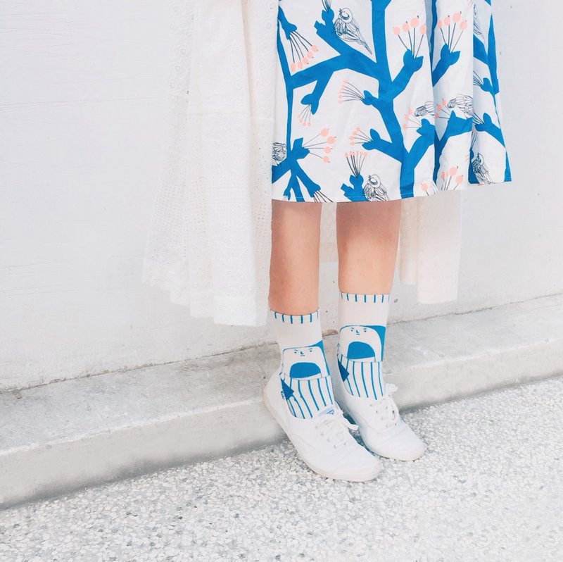 冰屋 / 右手超人袜 - 袜子 - 棉．麻 白色