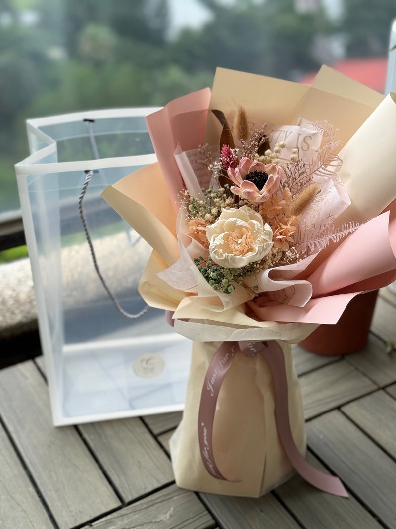 毕业花束 母亲节花束 谢师花束 附提袋 - 干燥花/捧花 - 植物．花 粉红色