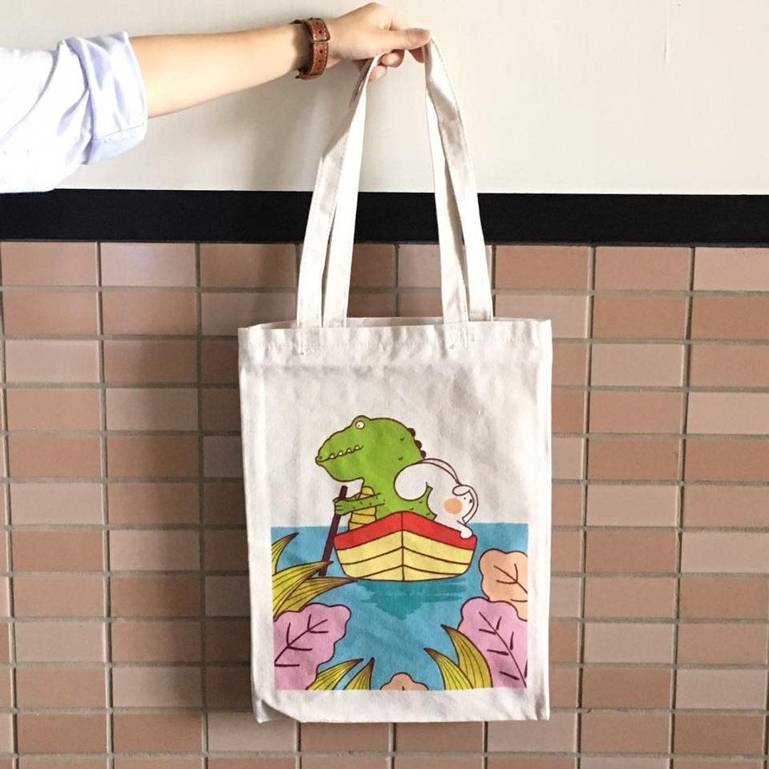 就为自己勇敢一次吧 插画帆布包 帆布袋 布包 可肩背 D0007 - 侧背包/斜挎包 - 其他材质 多色