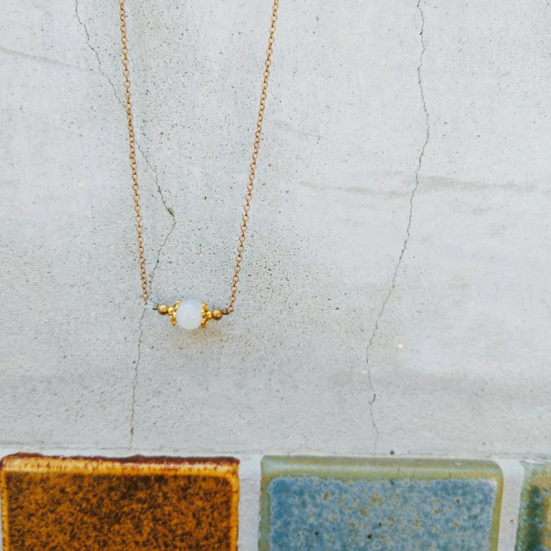 【月】透蓝月光石项链/单颗月光石/锁骨链/长链 - 项链 - 半宝石 白色