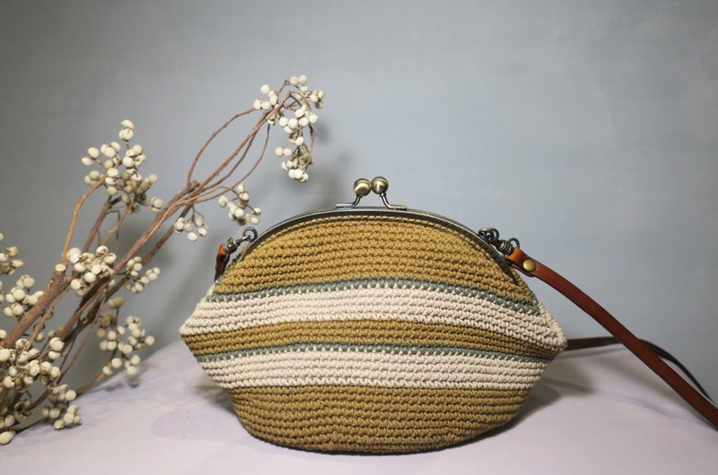 大口金侧背包/复古青铜/卡其条纹x土色/母礼物 - 侧背包/斜挎包 - 棉．麻 卡其色