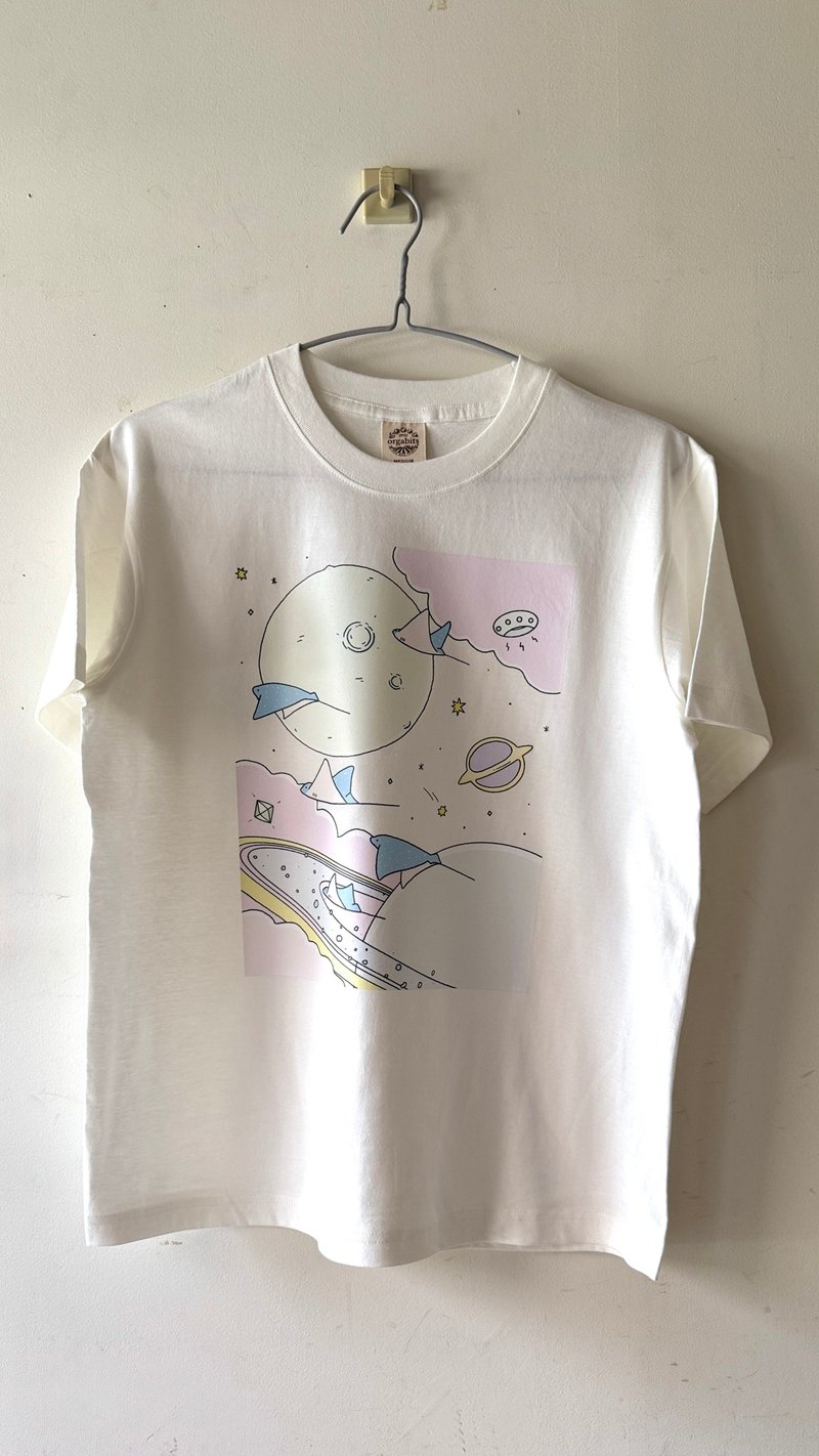 有机棉 T-shirt：太空漫游 - 女装 T 恤 - 棉．麻 白色