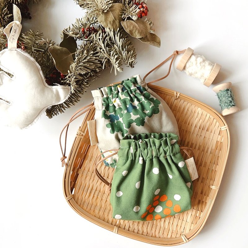 田园交响曲　有机棉手作收纳束口包 | 小化妆包 | 随身小包 - 束口袋双肩包 - 棉．麻 绿色