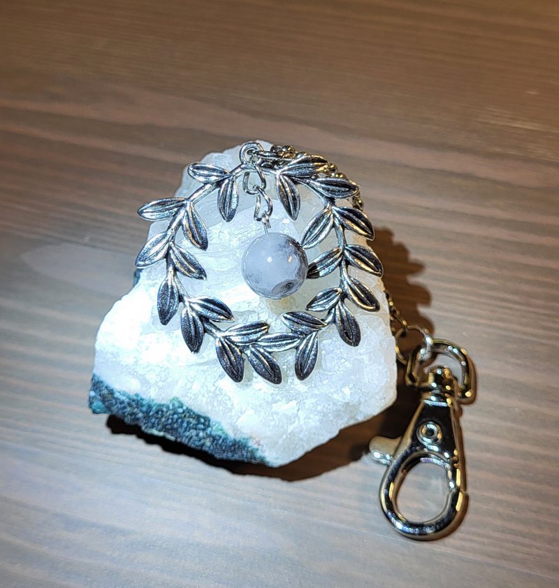 •亮眼的未来• 月桂花冠 缀闪灵水晶 包挂/钥匙圈 - 吊饰 - 水晶 银色