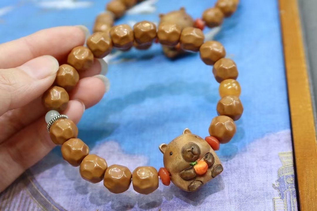 心想事成 卡拉巴拉 猴头无相珠手链搭配鹿角根付卡皮巴拉猴头手链 - 手链/手环 - 玉石 