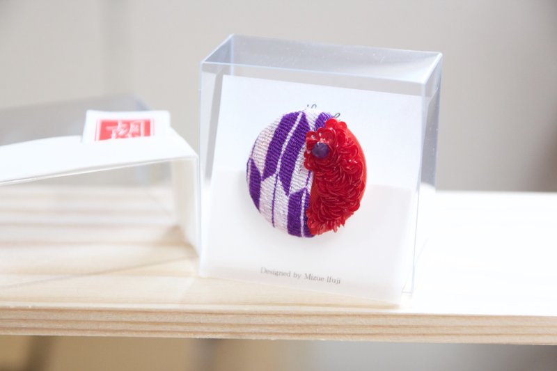 kurumi  brooch - 胸针 - 其他材质 多色