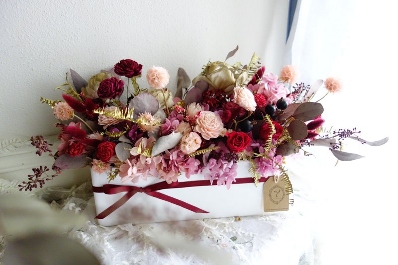 质感金红色长方盆花礼/开幕花礼/新居落成/婚礼布置/桌花 - 干燥花/捧花 - 植物．花 红色