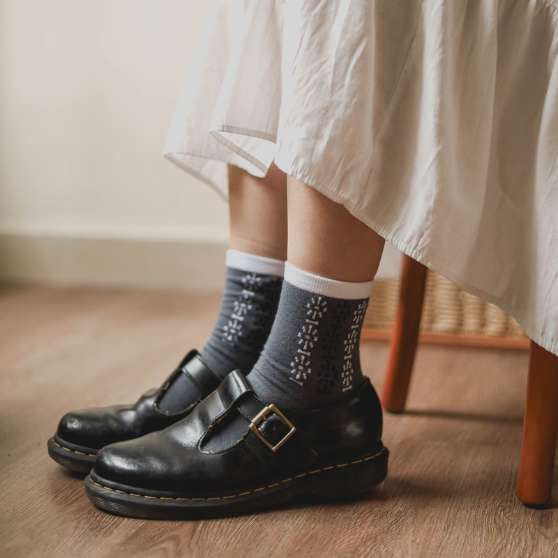 【袜子】铁闸款 - 袜子 - 棉．麻 黑色