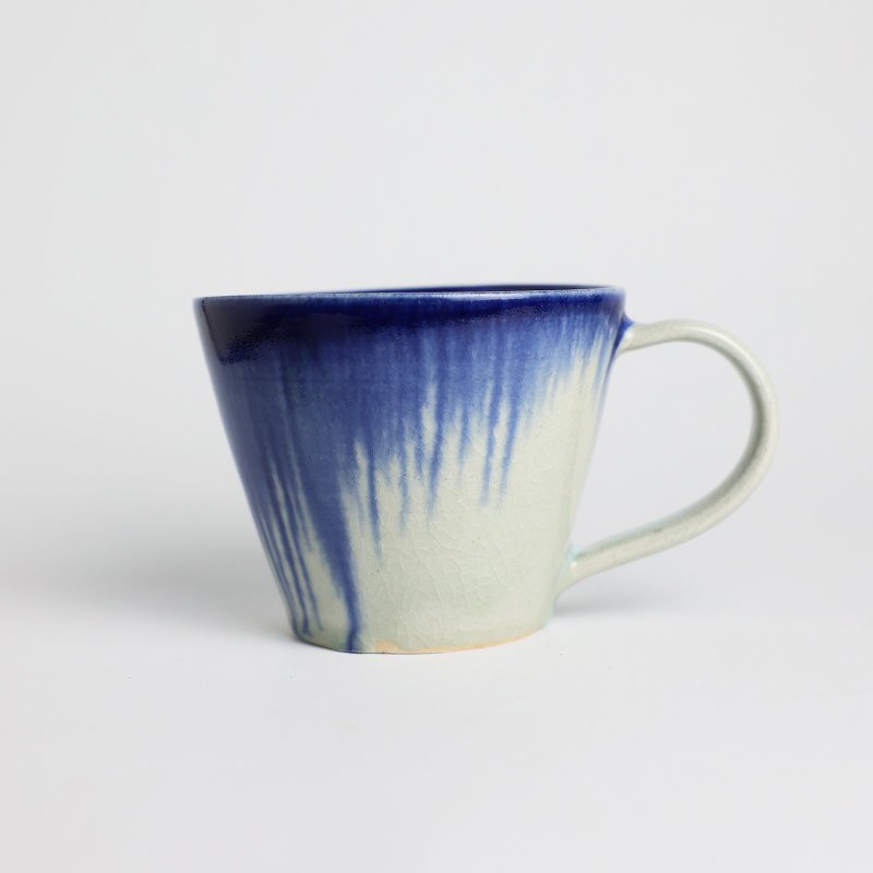 明芽窑 l 柴烧灰蓝双挂流釉把杯 白 蓝 咖啡杯 马克杯 陶杯 T - 咖啡杯/马克杯 - 陶 蓝色