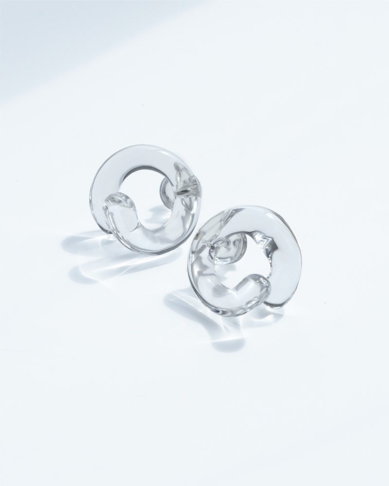 手工制扭结玻璃耳环【透明】 - 耳环/耳夹 - 玻璃 透明