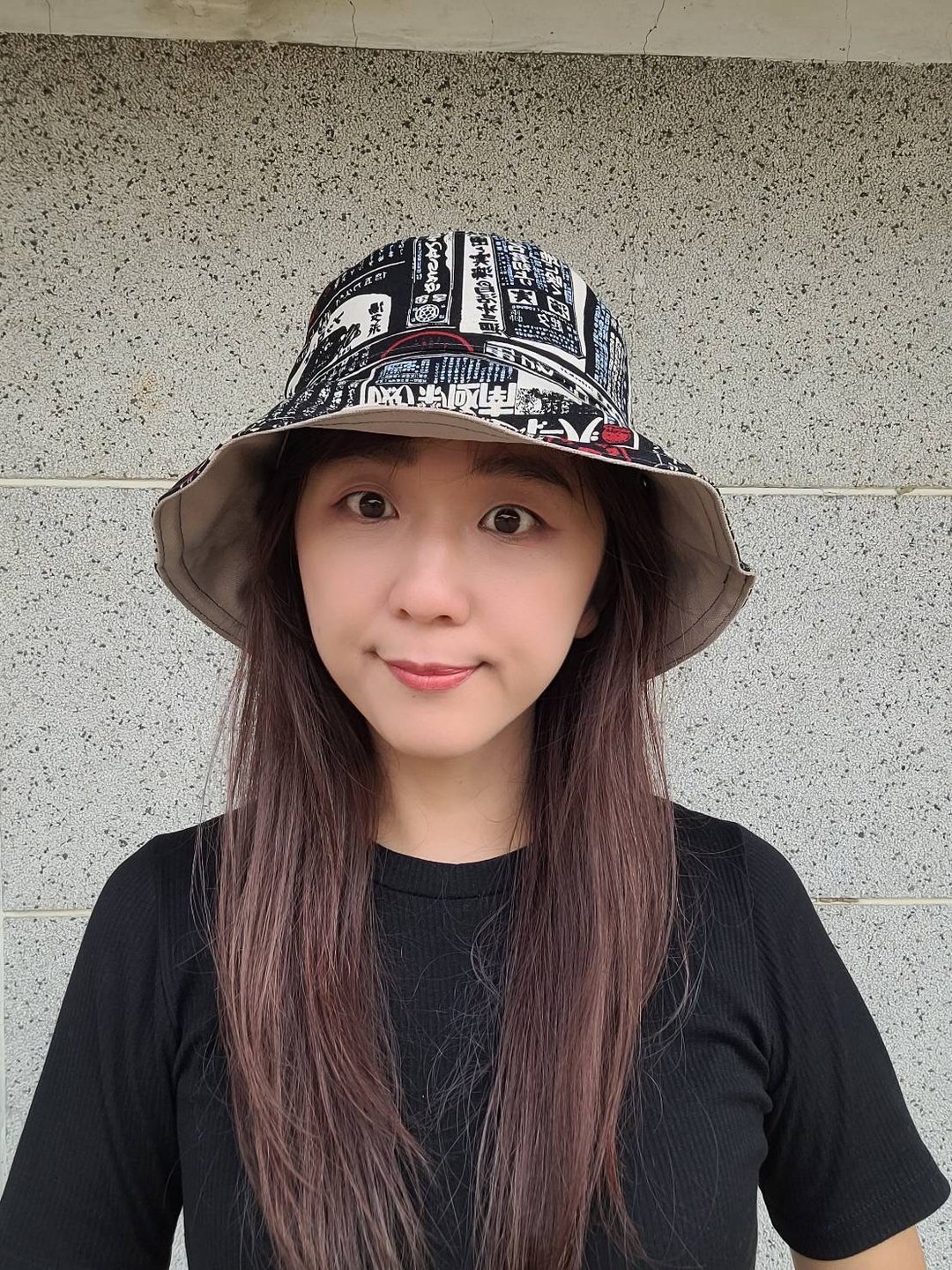 吱吱札札/手工双面渔夫帽-日本旧报纸(黑) - 帽子 - 棉 黄色