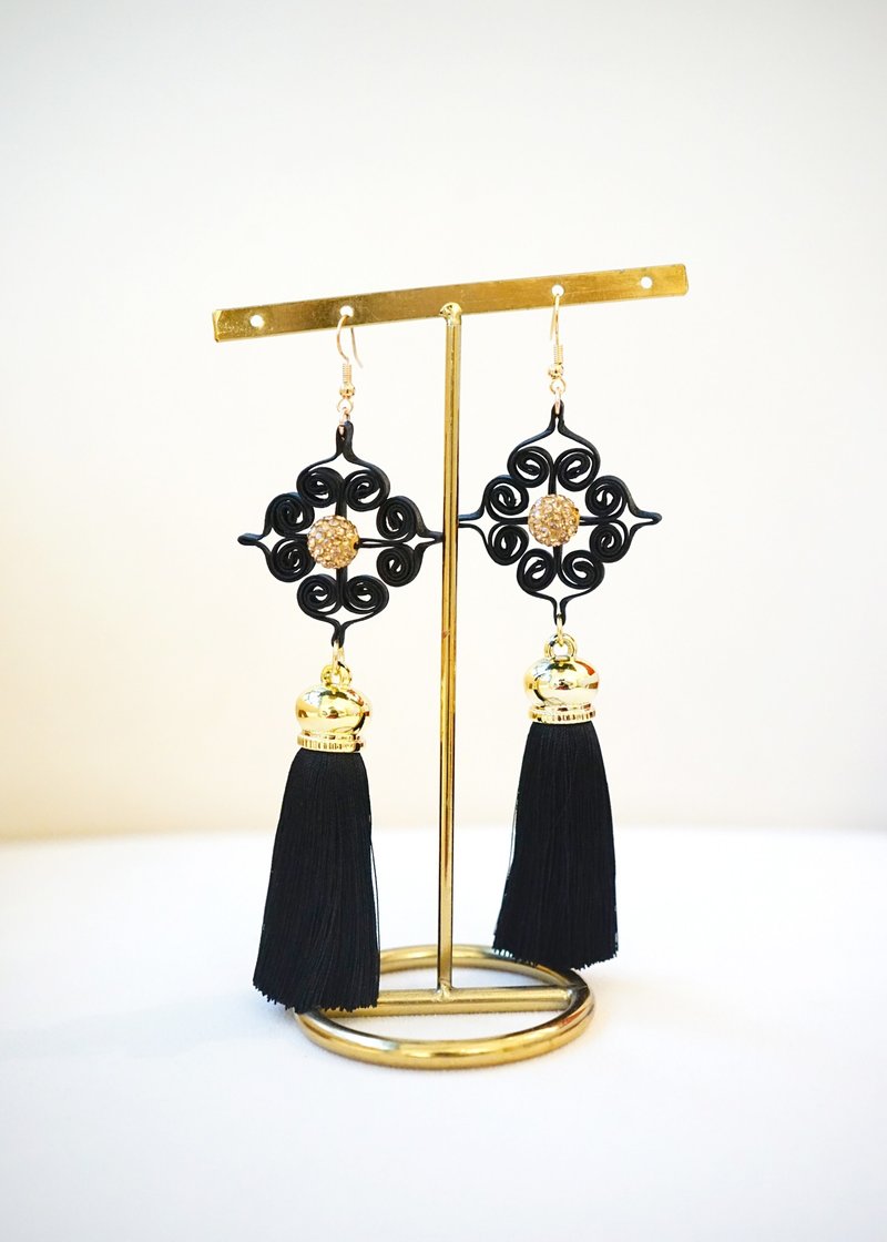 如意盘扣流苏耳环 (黑色) - 耳环/耳夹 - 其他材质 黑色