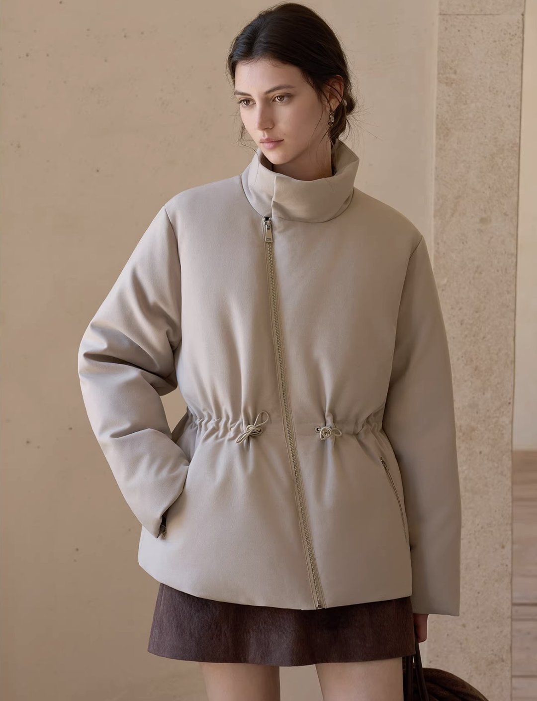 翩雅系列 / 显瘦羽绒服 / 95白鹅绒 - 女装休闲/机能外套 - 其他材质 灰色