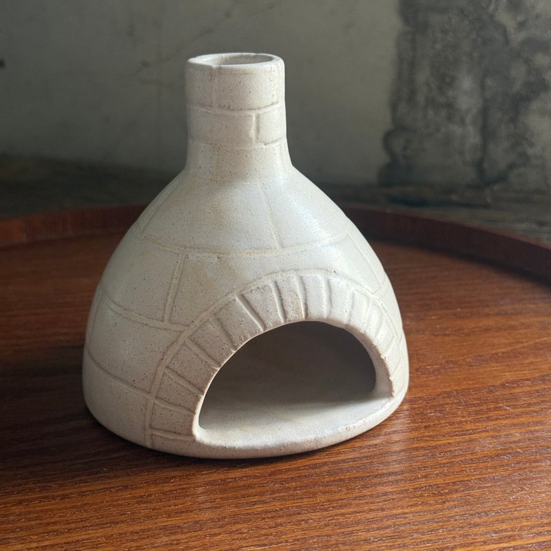 冰屋圣木座 - 香薰/精油/线香 - 陶 黑色