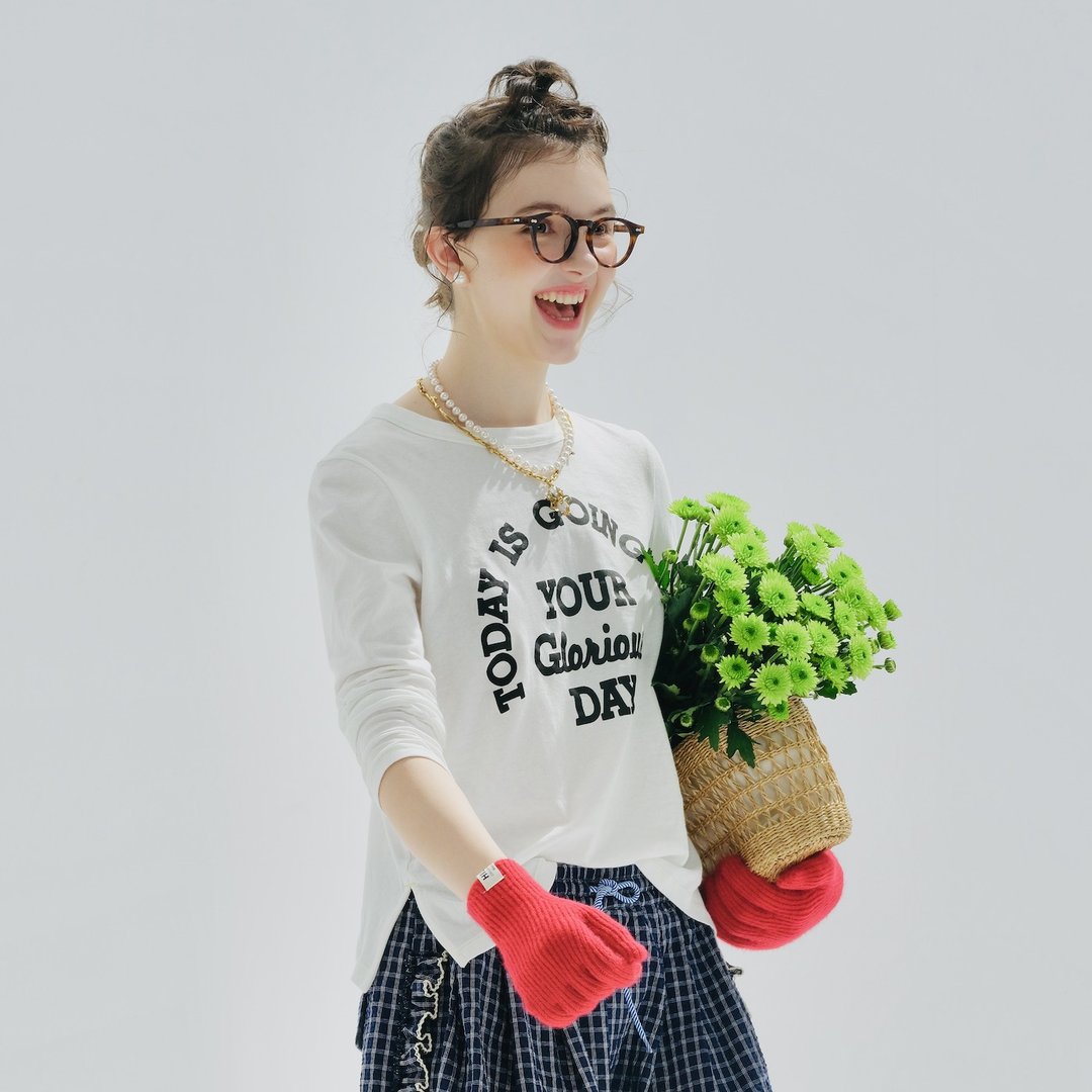 白色字母印花长袖T恤 / 上衣 T-shirt - 女装上衣 - 棉 白色