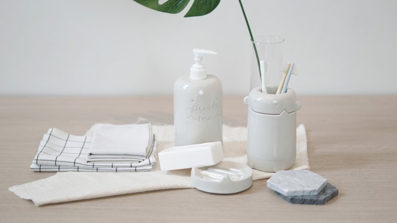 Teva Bathroom Set - 花瓶/陶器 - 陶 白色