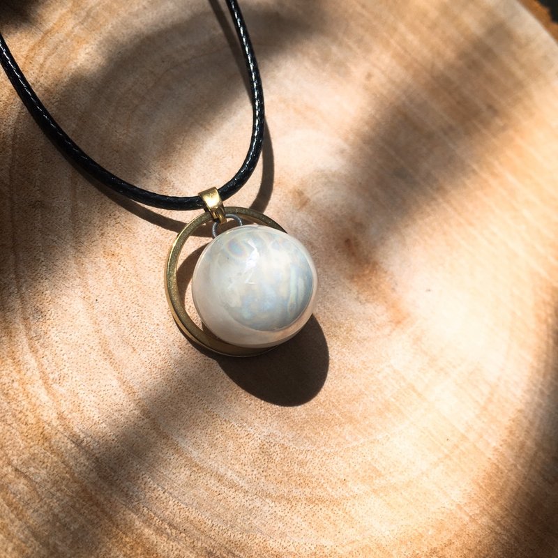 【香氛礼盒】香水精油项链-纯白珍珠光|手作陶艺|香氛扩香 - 项链 - 瓷 白色