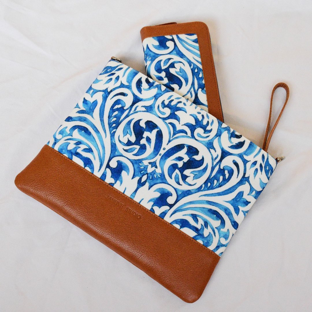 Clutch Bag - Dreamer's Wave with Real Leather. - 侧背包/斜挎包 - 真皮 