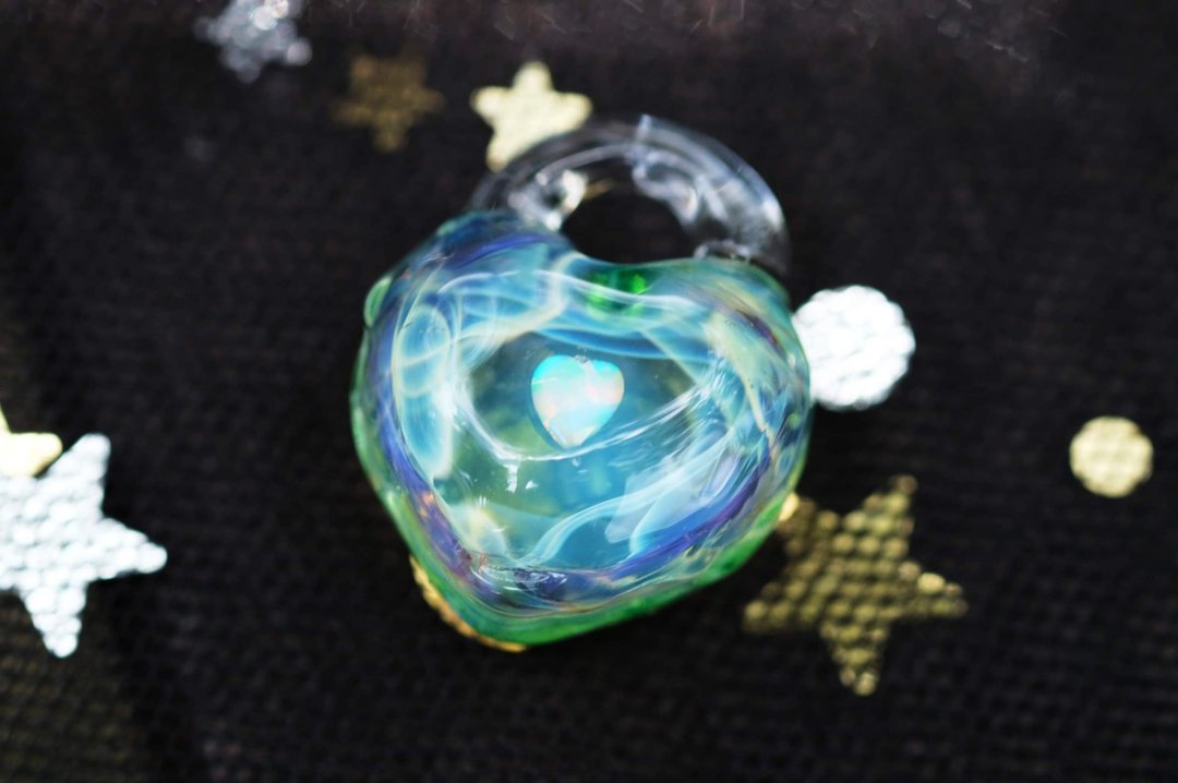 Heartfall- The Love Lock (Emerald) 心锁(翠绿) - 项链 - 玻璃 绿色