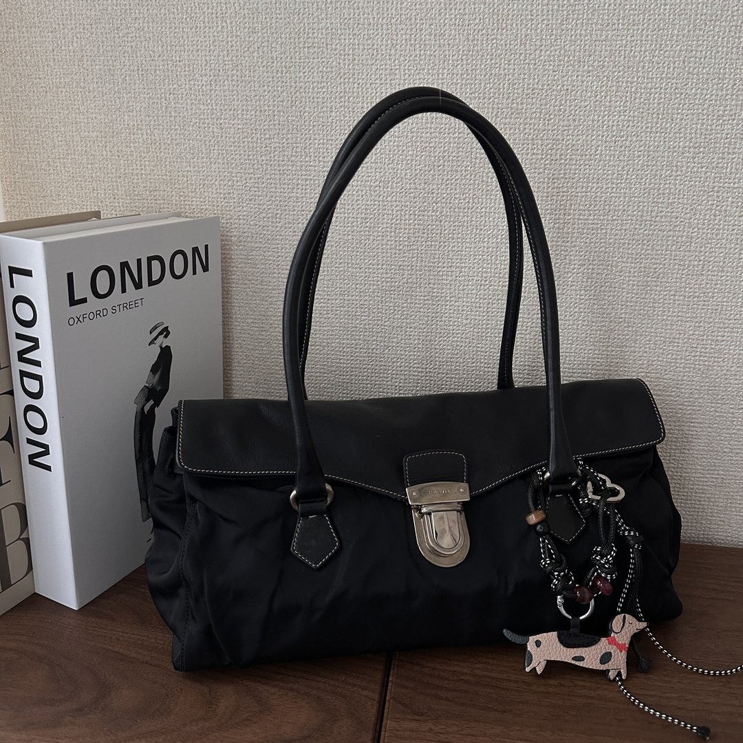 PRADA 普拉达 Push Lock 托特包 - 侧背包/斜挎包 - 尼龙 黑色