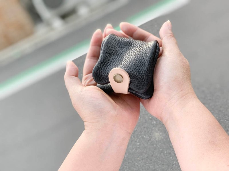 CORONT Braces Cute with grain Black Colont pack Coin case CPC-KKW - 零钱包 - 真皮 黑色