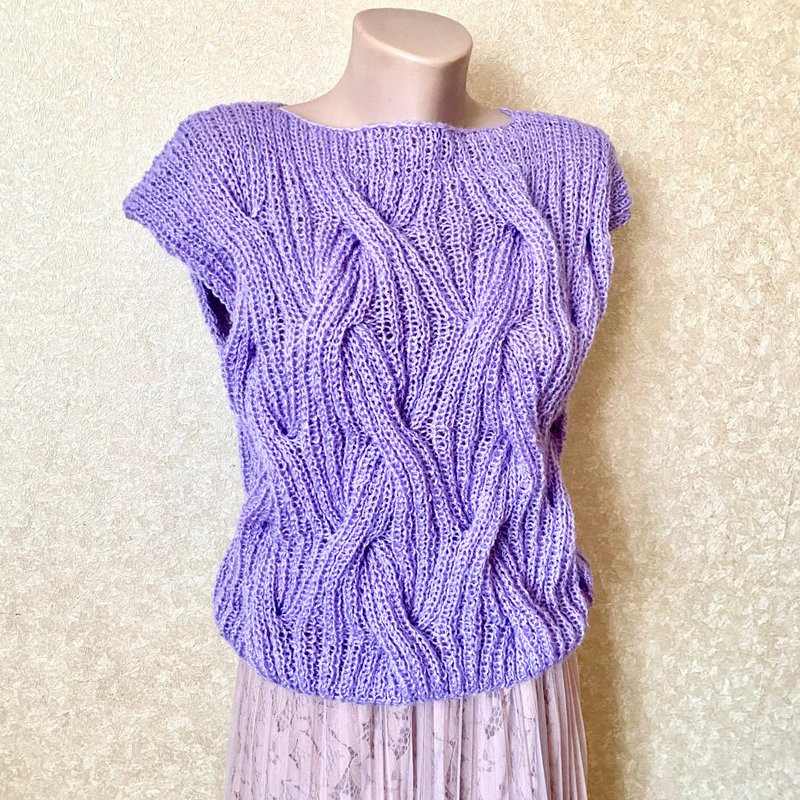 淡紫色針織羊毛背心。柔軟的女式吊帶背心。無袖短毛衣上衣 - 女装背心 - 羊毛 紫色