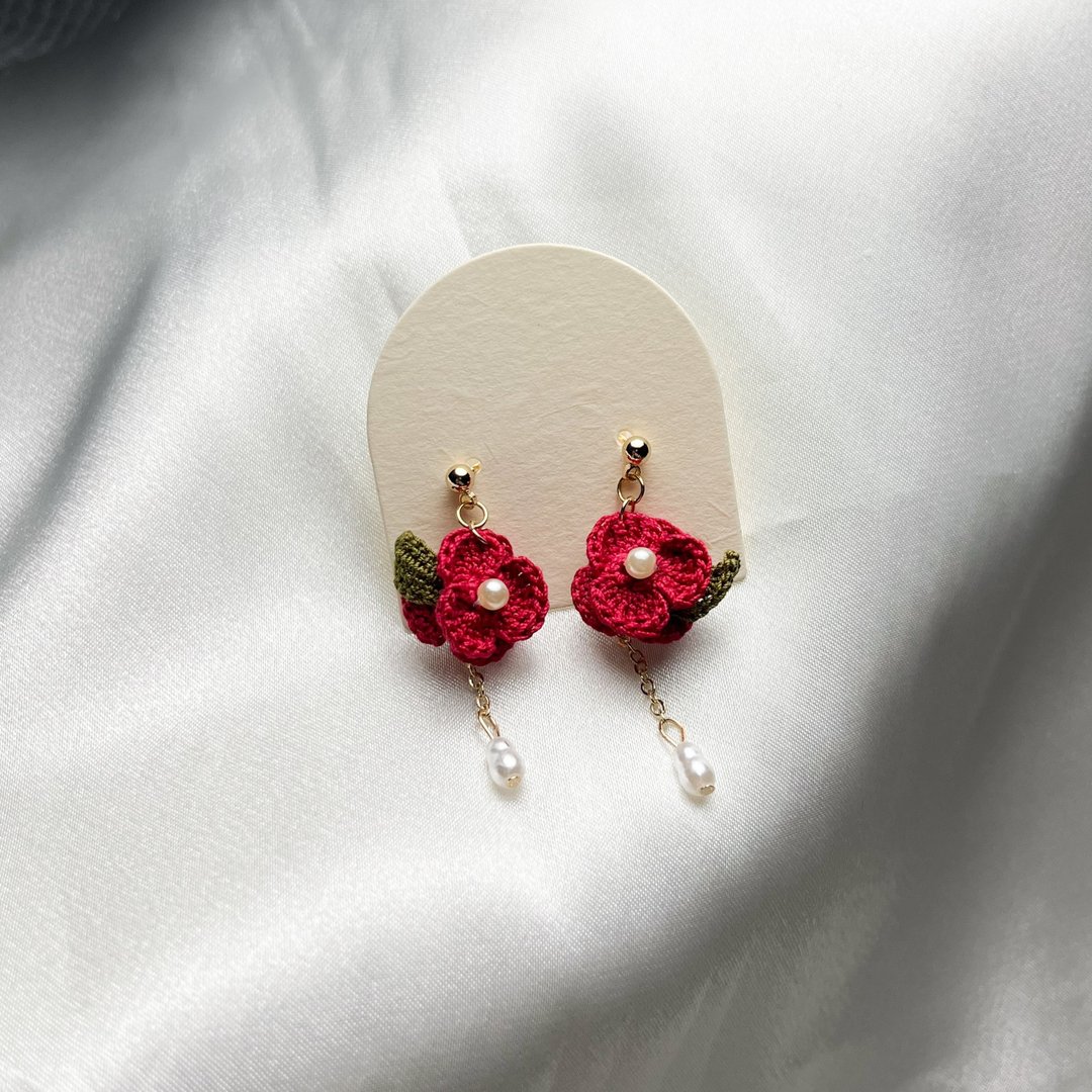 希望の绯红 耳环 耳针 耳夹 立体 钩针 微钩 花朵 花 - 耳环/耳夹 - 棉．麻 红色