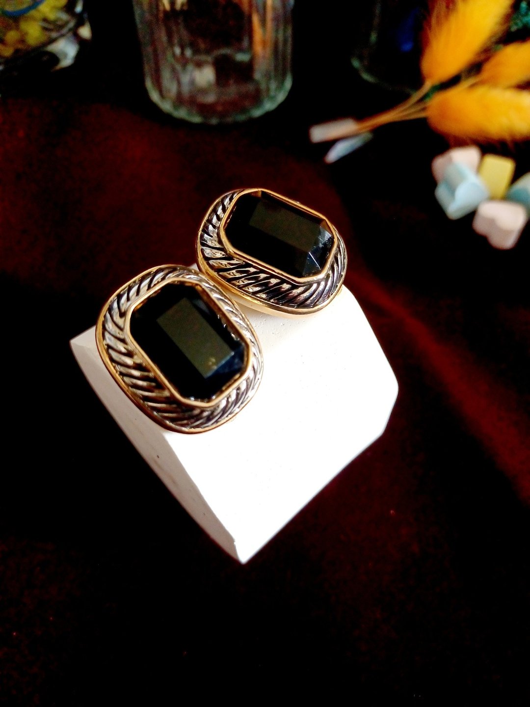 vintage jewelry  华丽贵气立体黑石 夹式耳环 - 耳环/耳夹 - 其他金属 