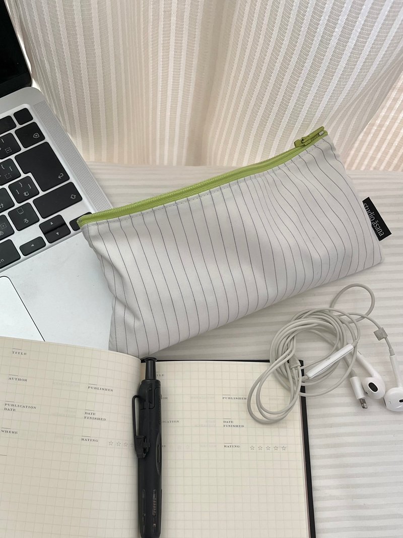 笔袋 (白色条纹) 笔盒 手帐 杂货 文具 文具收纳 - 铅笔盒/笔袋 - 聚酯纤维 白色